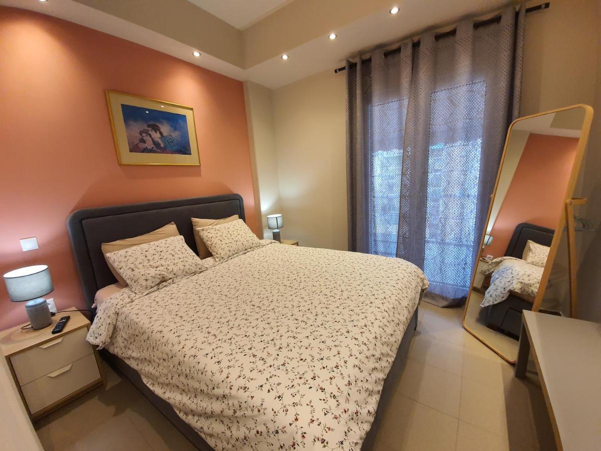 Lukas-2 B/R Luxurious Flat With Veranda Apartamento Atenas Exterior foto
