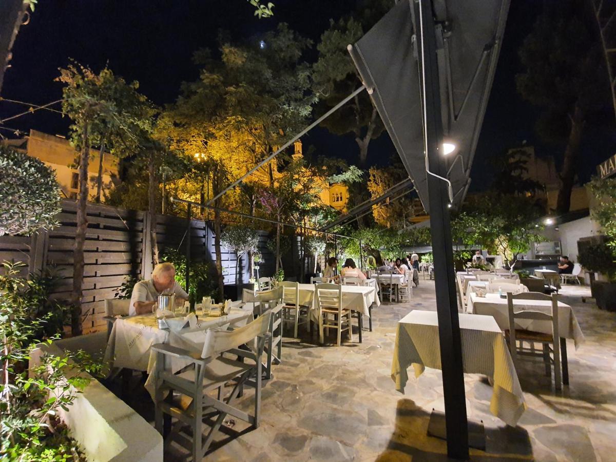 Lukas-2 B/R Luxurious Flat With Veranda Apartamento Atenas Exterior foto